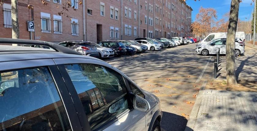 Die große Anzahl von Autos auf der Straße